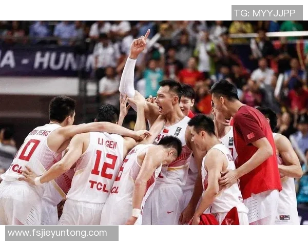 八一女排迎战北京队激烈对决引发球迷热议与期待 八一女排迎战北京队激烈对决引发球迷热议与期待