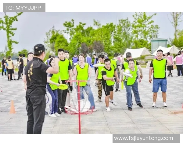 飞盘竞技的魅力与挑战:深入探讨杭州飞盘队的独特节奏与团队精神 飞盘竞技的魅力与挑战:深入探讨杭州飞盘队的独特节奏与团队精神